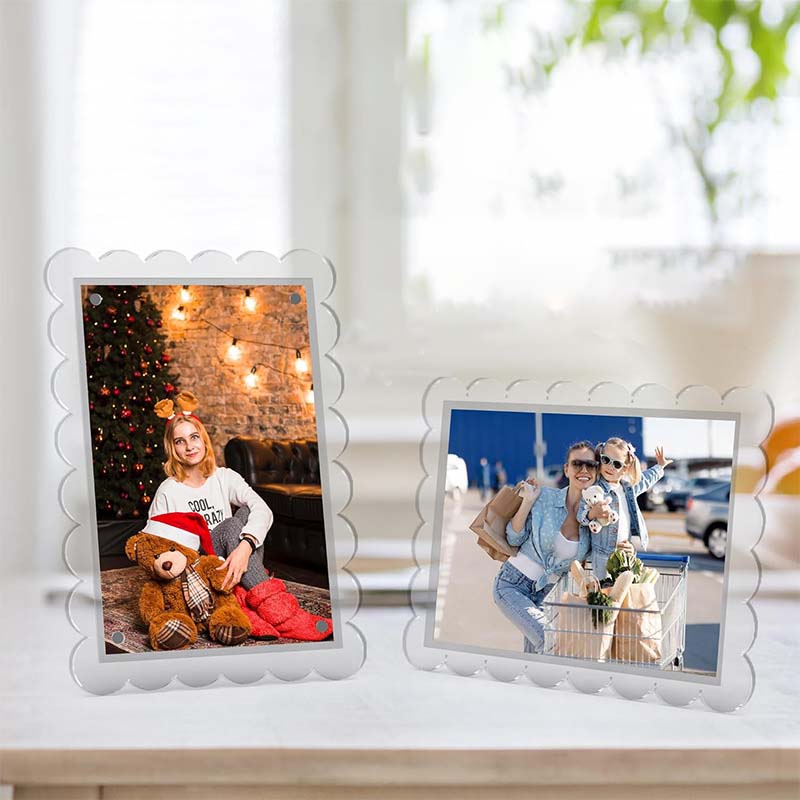 Acrylic Scallop Picture Frame